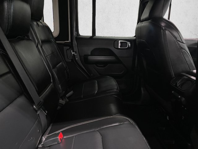 Used 2018 Jeep Wrangler Unlimited Sahara AWD/4WD image 20
