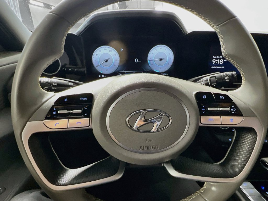 Used 2023 Hyundai Elantra SEL w/ Convenience Package FWD image 15
