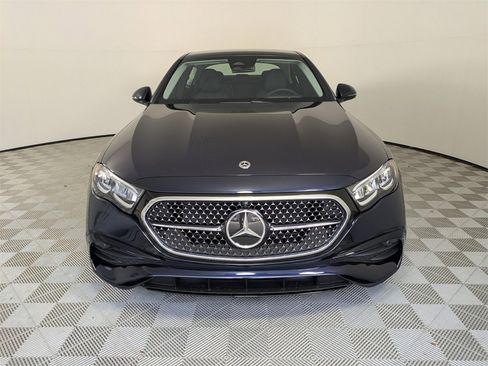 New 2026 Mercedes-Benz E 350 4MATIC Sedan image 2