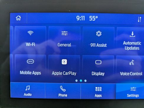 Used 2020 Ford Explorer XLT w/ Equipment Group 202A image 27