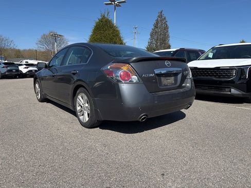 Used 2012 Nissan Altima 3.5 SR w/ Sport Pkg image 3