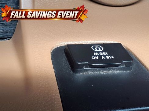 Used 2013 Jeep Wrangler Unlimited Sahara w/ Connectivity Group AWD/4WD image 24