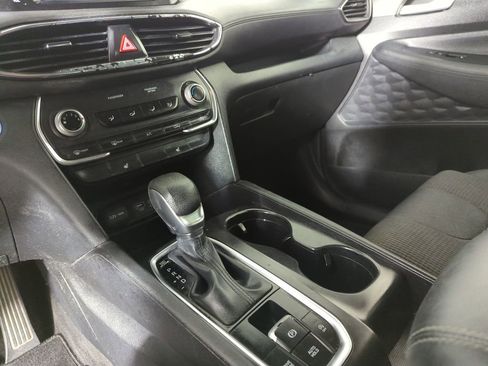 Used 2019 Hyundai Santa Fe SEL image 19