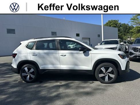 New 2026 Volkswagen Taos S AWD/4WD image 6