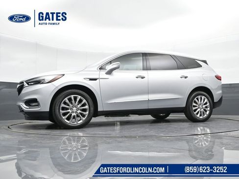 Used 2020 Buick Enclave Premium w/ Surround and Sites Package AWD/4WD image 44