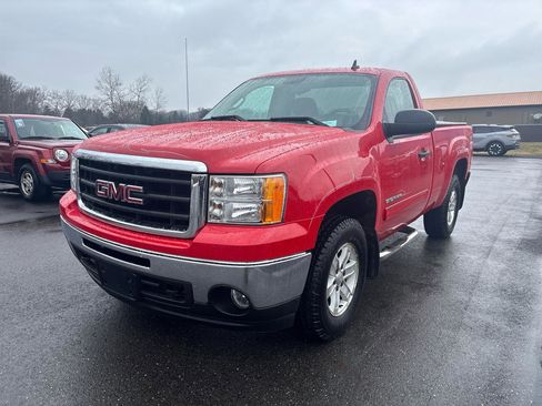 Used 2010 GMC Sierra 1500 SLE w/ SLE Preferred Package image 2
