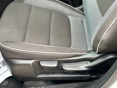 Used 2024 Chevrolet TrailBlazer LT w/ Driver Confidence Package image 20