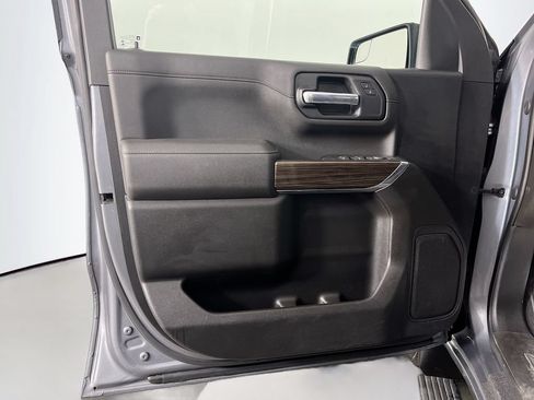 Used 2021 Chevrolet Silverado 1500 RST w/ Z71 Off-Road Package AWD/4WD image 26