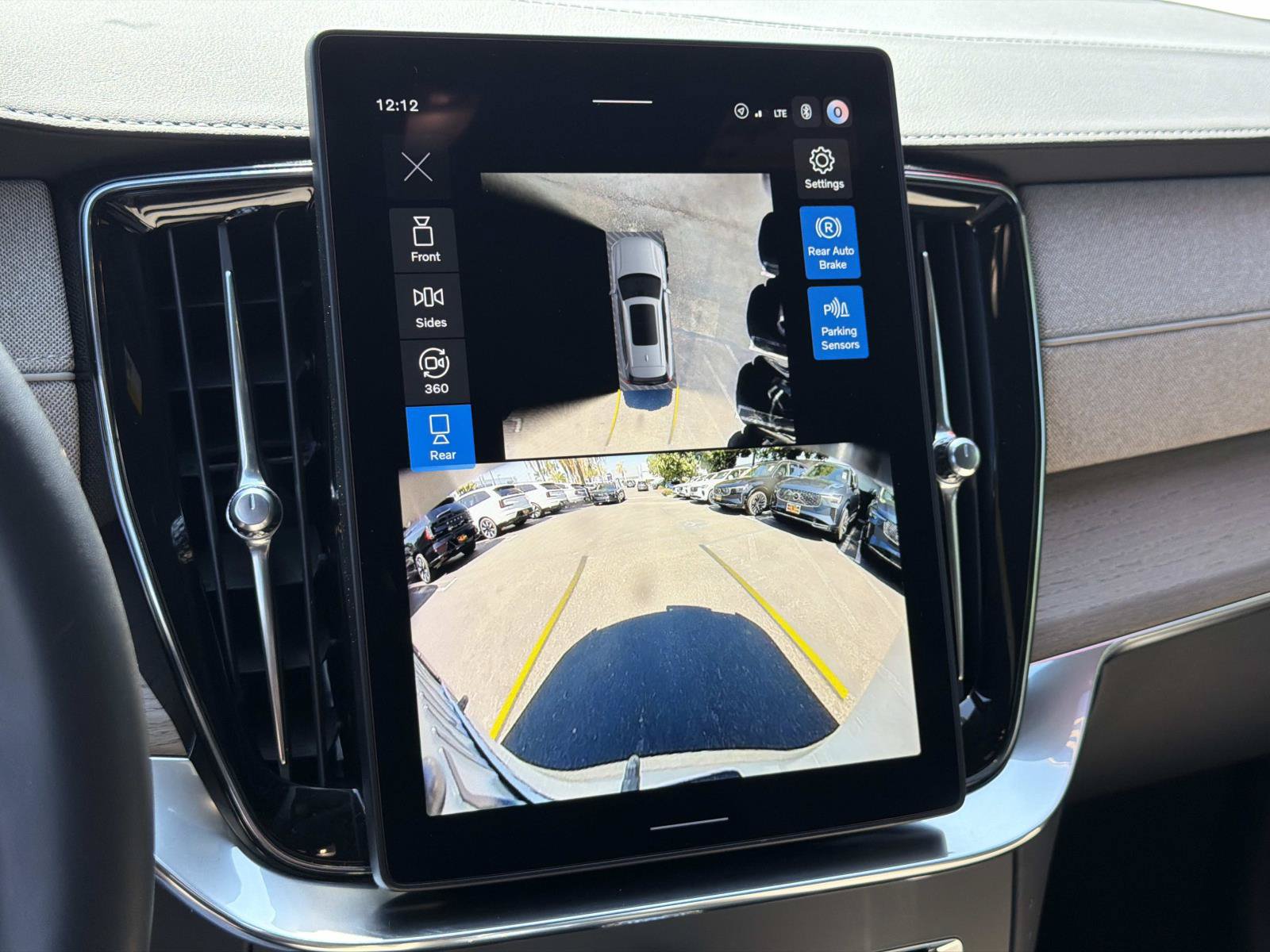 New 2026 Volvo XC90 B6 Plus AWD/4WD image 13