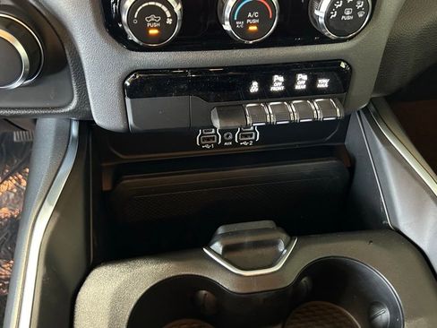 Used 2025 RAM 1500 Big Horn image 43