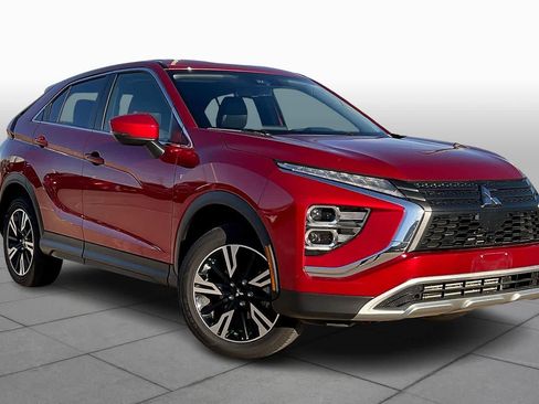 Used 2024 Mitsubishi Eclipse Cross SE image 3