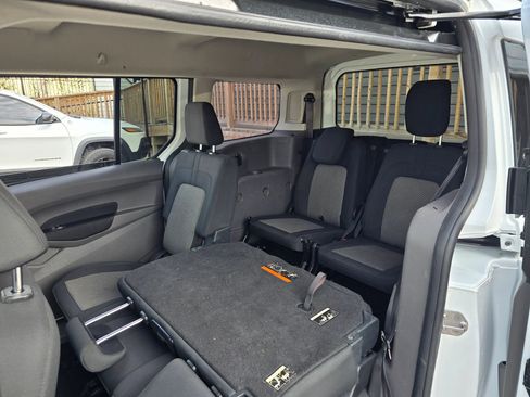 Used 2020 Ford Transit Connect XL image 23