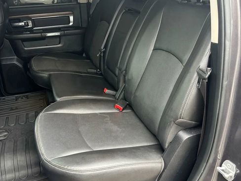 Used 2015 RAM 1500 Laramie w/ Convenience Group image 13