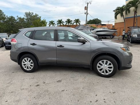 Used 2016 Nissan Rogue S AWD/4WD image 4