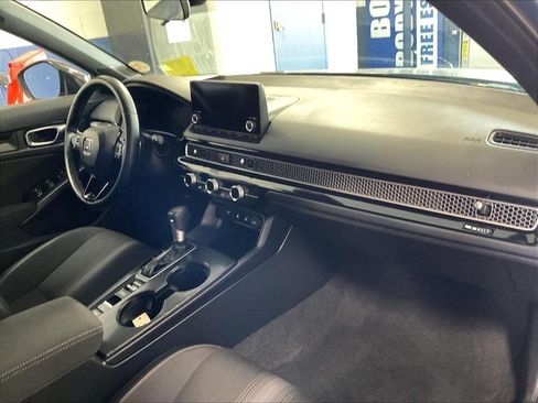 Used 2025 Honda Civic Sport image 14