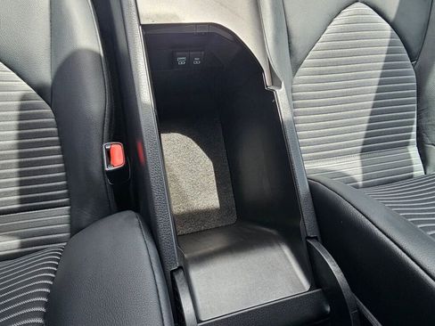 Used 2024 Toyota Camry SE FWD image 24