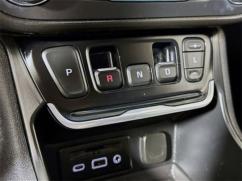 Used 2021 GMC Terrain SLT image 14