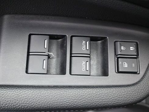 Used 2024 Honda Ridgeline Sport image 7