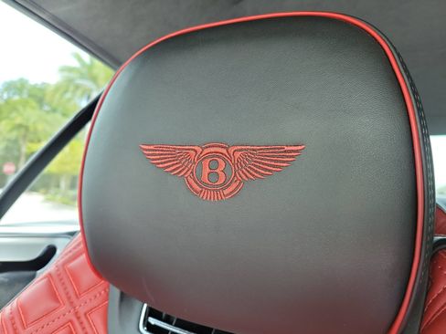 Used 2022 Bentley Continental GT AWD/4WD image 64