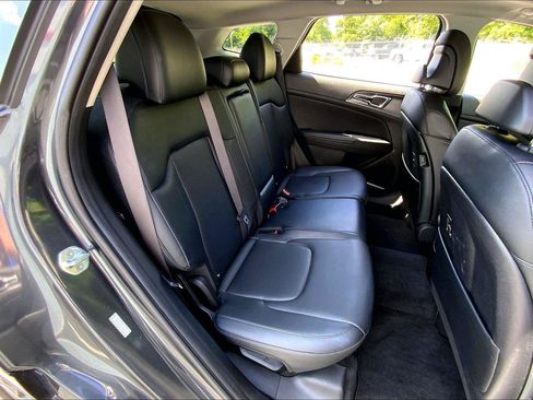 Used 2023 Kia Sportage SX FWD image 25