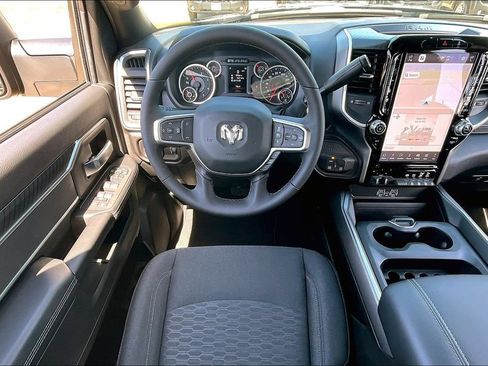 New 2026 RAM 2500 Big Horn AWD/4WD image 22