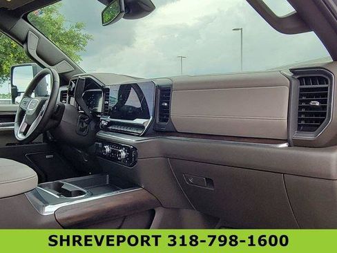 Certified 2025 GMC Sierra 2500 SLT w/ SLT Premium Package AWD/4WD image 29