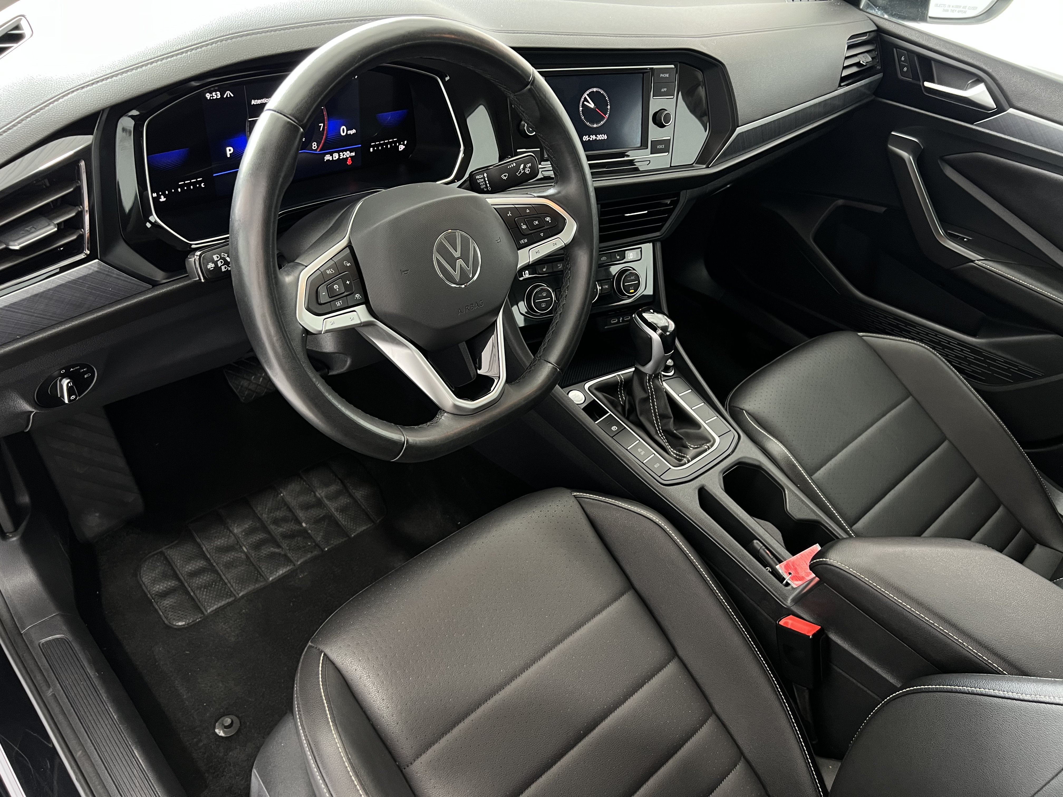 Used 2024 Volkswagen Jetta SE FWD image 15