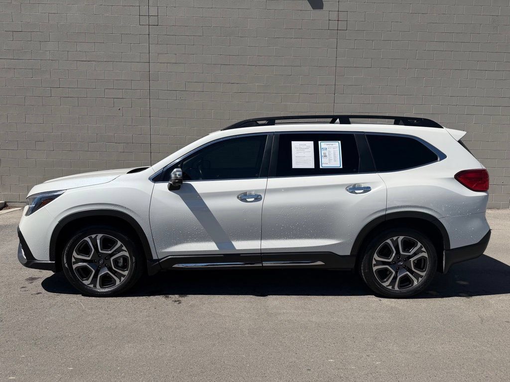 Used 2023 Subaru Ascent Touring AWD/4WD image 2