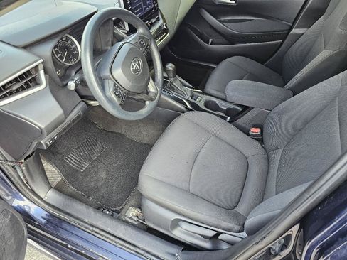 Used 2021 Toyota Corolla LE FWD image 9