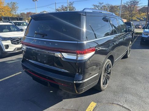 Used 2023 Lincoln Navigator Reserve w/ Monochromatic Package image 5