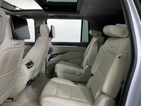 New 2026 Cadillac Escalade ESV Platinum Sport AWD/4WD image 27