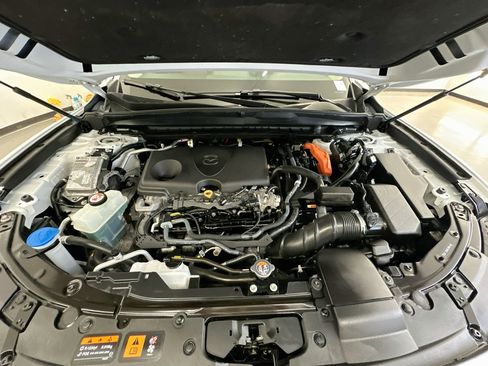 Used 2025 MAZDA CX-50 AWD 2.5 Hybrid w/ Premium Pkg image 36