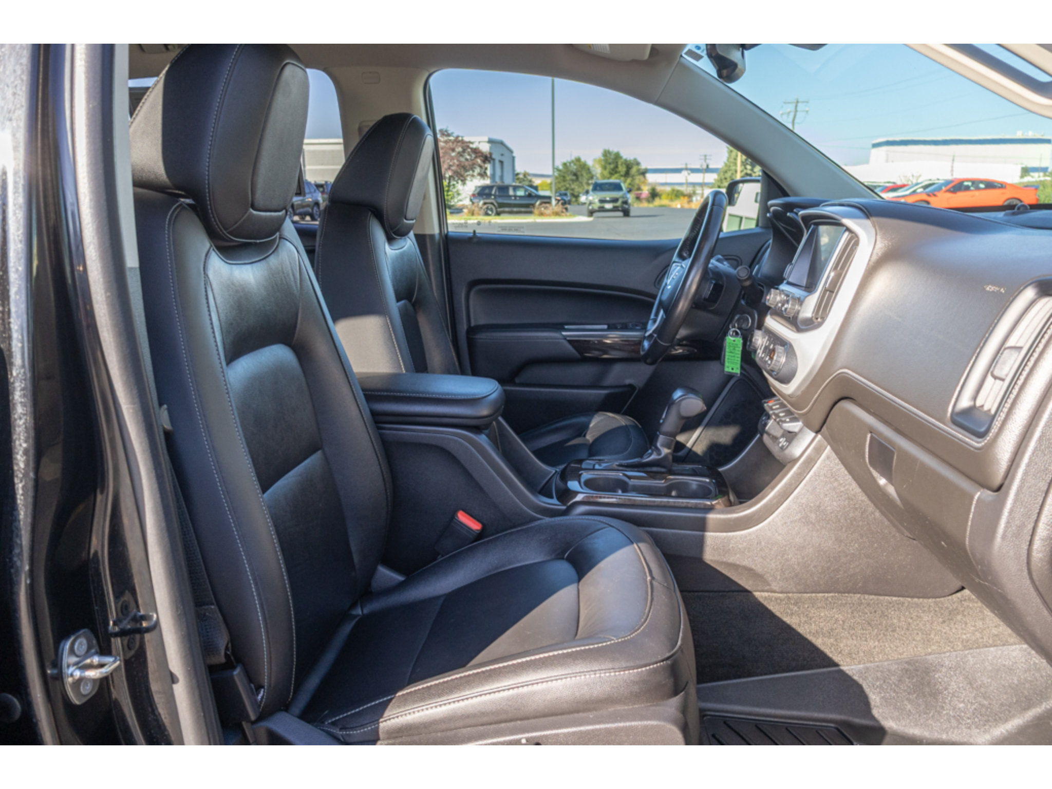 Used 2018 GMC Canyon SLT w/ Trailering Package AWD/4WD image 11