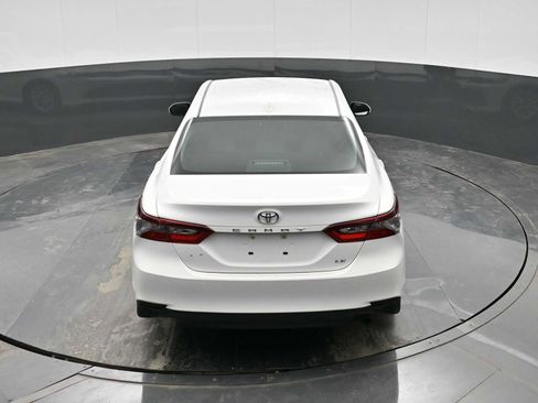 Used 2024 Toyota Camry LE image 27