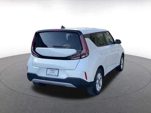 Used 2025 Kia Soul LX w/ LX Technology Package image 12
