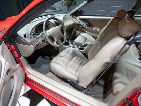 Used 2003 Ford Mustang GT image 2