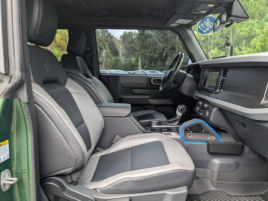 Used 2022 Ford Bronco Black Diamond w/ Sasquatch Package AWD/4WD image 14