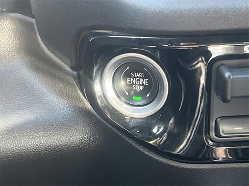 Used 2023 GMC Sierra 1500 Elevation image 22