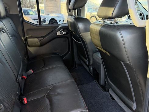 Used 2012 Nissan Frontier PRO-4X w/ Pro-4x Luxury Pkg image 12