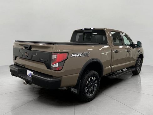 Used 2021 Nissan Titan PRO-4X w/ Pro-4x Convenience Package AWD/4WD image 4