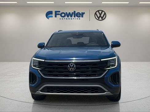New 2026 Volkswagen Atlas Cross Sport SE AWD/4WD image 2