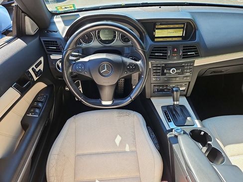 Used 2011 Mercedes-Benz E 550 Coupe image 11