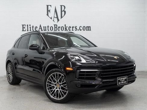 Used 2023 Porsche Cayenne Platinum Edition AWD/4WD image 56