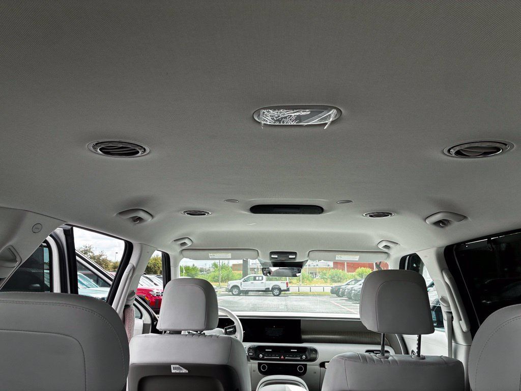 Used 2026 Hyundai Palisade SEL FWD image 14