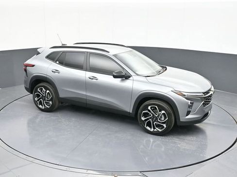 New 2026 Chevrolet Trax RS w/ Driver Confidence Package image 60