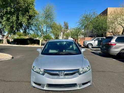 Used 2010 Honda Civic LX image 2