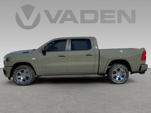 New 2026 RAM 1500 Big Horn AWD/4WD image 3