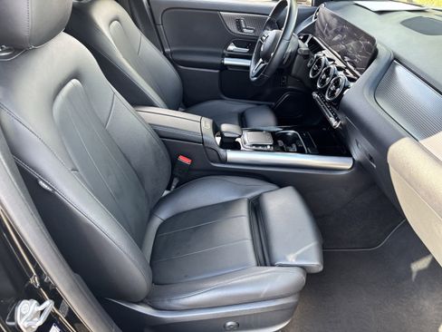 Used 2023 Mercedes-Benz GLA 250 GLA 250 w/ Premium Package image 10