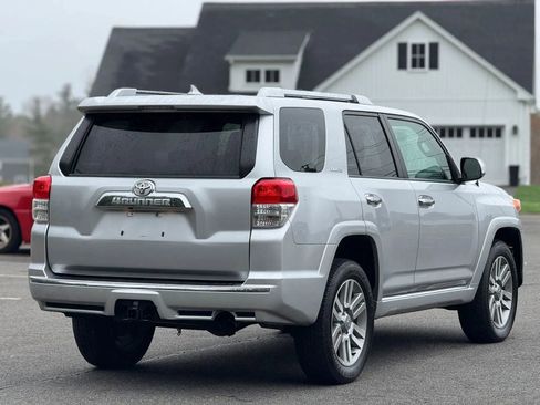 Used 2010 Toyota 4Runner Limited AWD/4WD image 6
