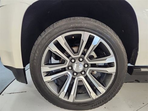 Used 2018 GMC Yukon XL Denali w/ Denali Ultimate Package image 8